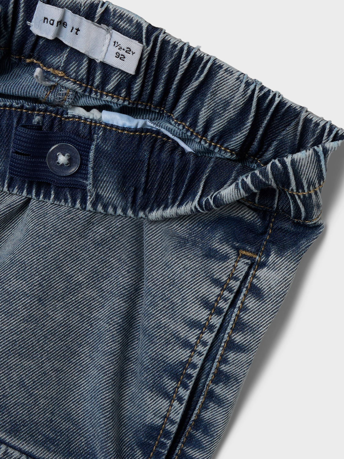 model_shot-front_full